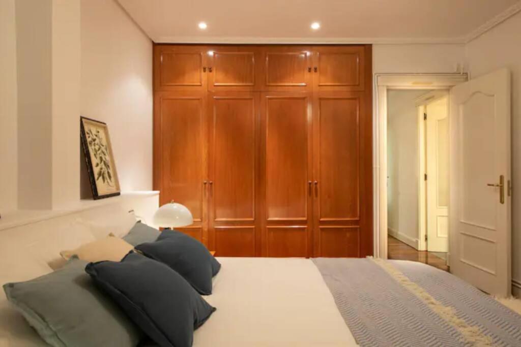 Exclusivo Apartamento En El Casco Viejo Bilbau Exterior foto